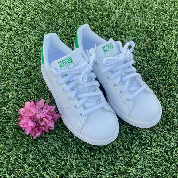 Adidas Stan Smith Leather Sneakers ⭐️ LIKE NEW - Picture 9 of 12